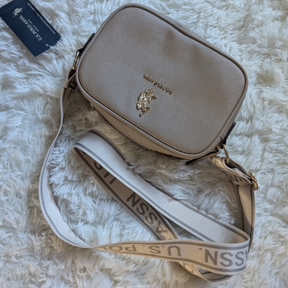 U.S. Polo Assn. Classic Zip Metallic Crossbody Bag - Beige - Picture 7 of 8